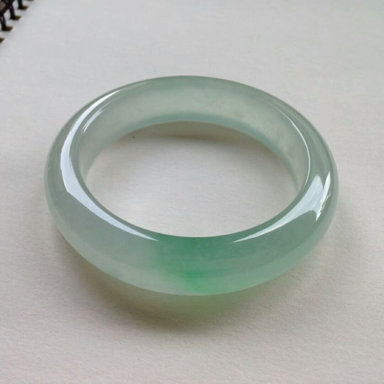缅甸冰种翡翠手镯飘绿花冰糯玉手镯正圈圆条贵妃镯带证书