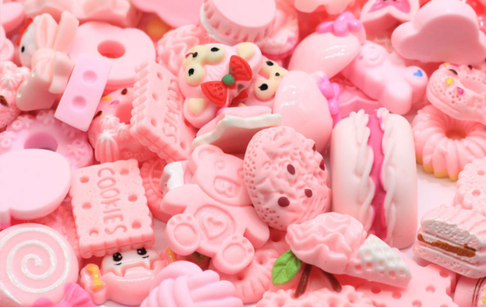 粉色系少女心树脂仿真食玩福袋diy奶油手机壳美容贴片头饰配件