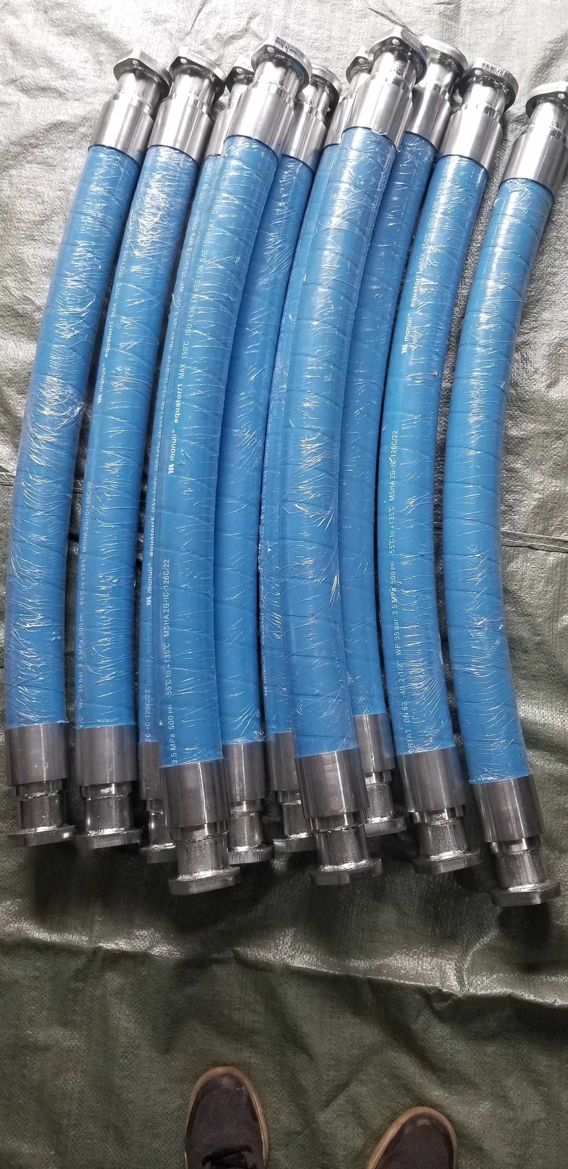 85561082 39850938英格索兰螺杆空气压缩机软管油管22公斤新款