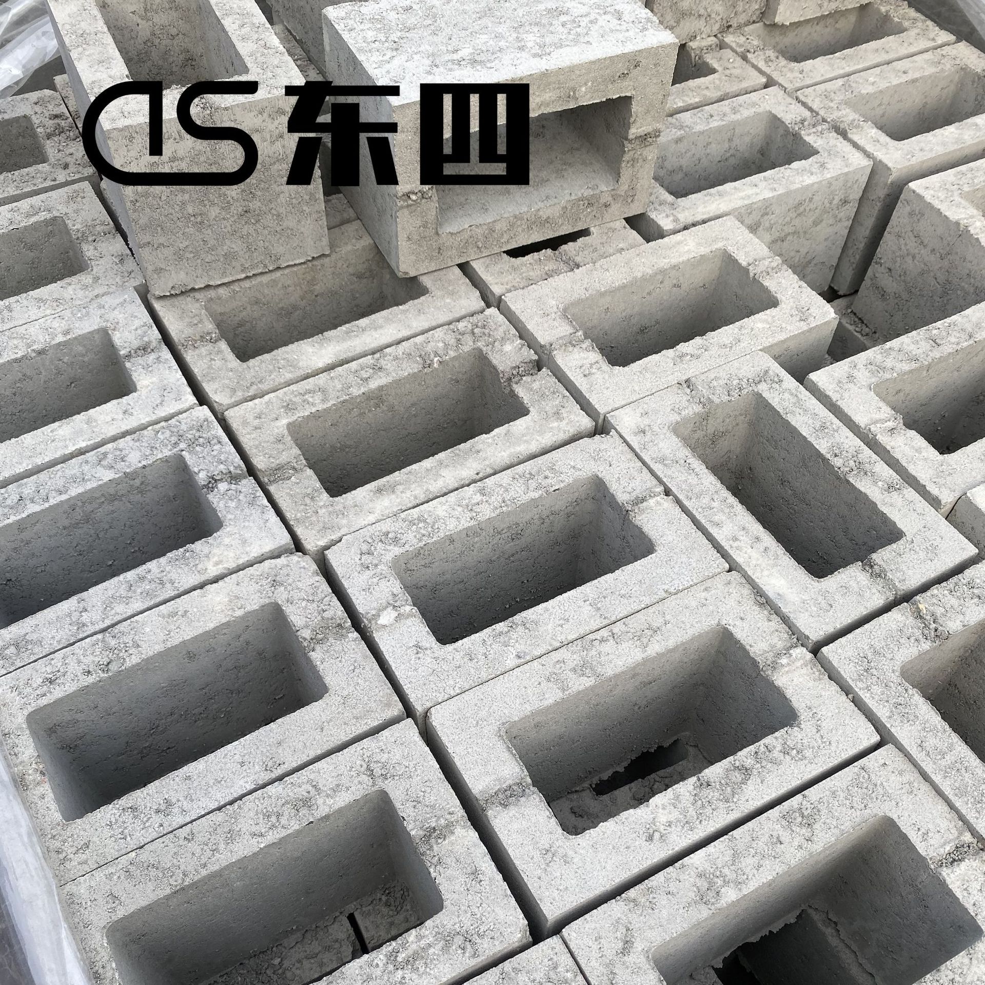 空心砖装饰砌块水泥多孔砖灰砂砖轻质隔墙隔断造景北京东四砖瓦