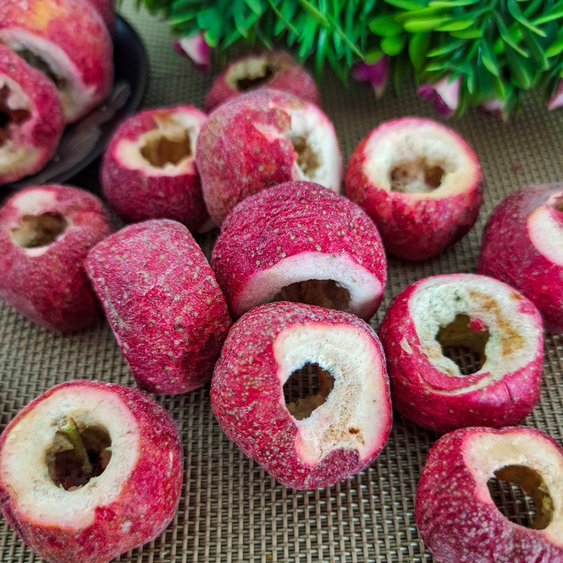 冻干山楂散货批发 无核山楂球山里红冻干果无籽 花果茶批发安国市