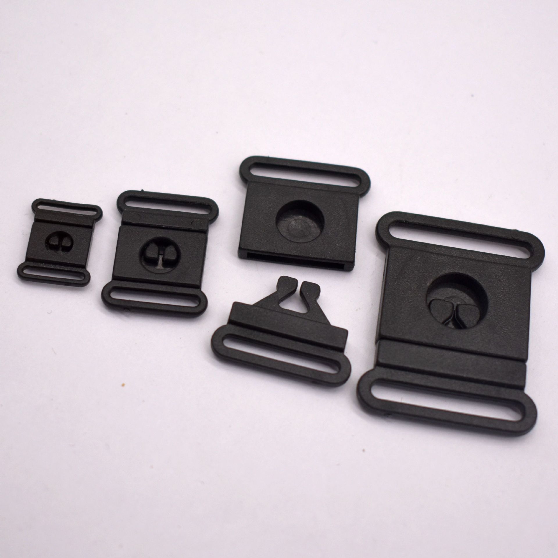 生产塑料安全扣 pom安全对扣 背带扣 织带调节插扣