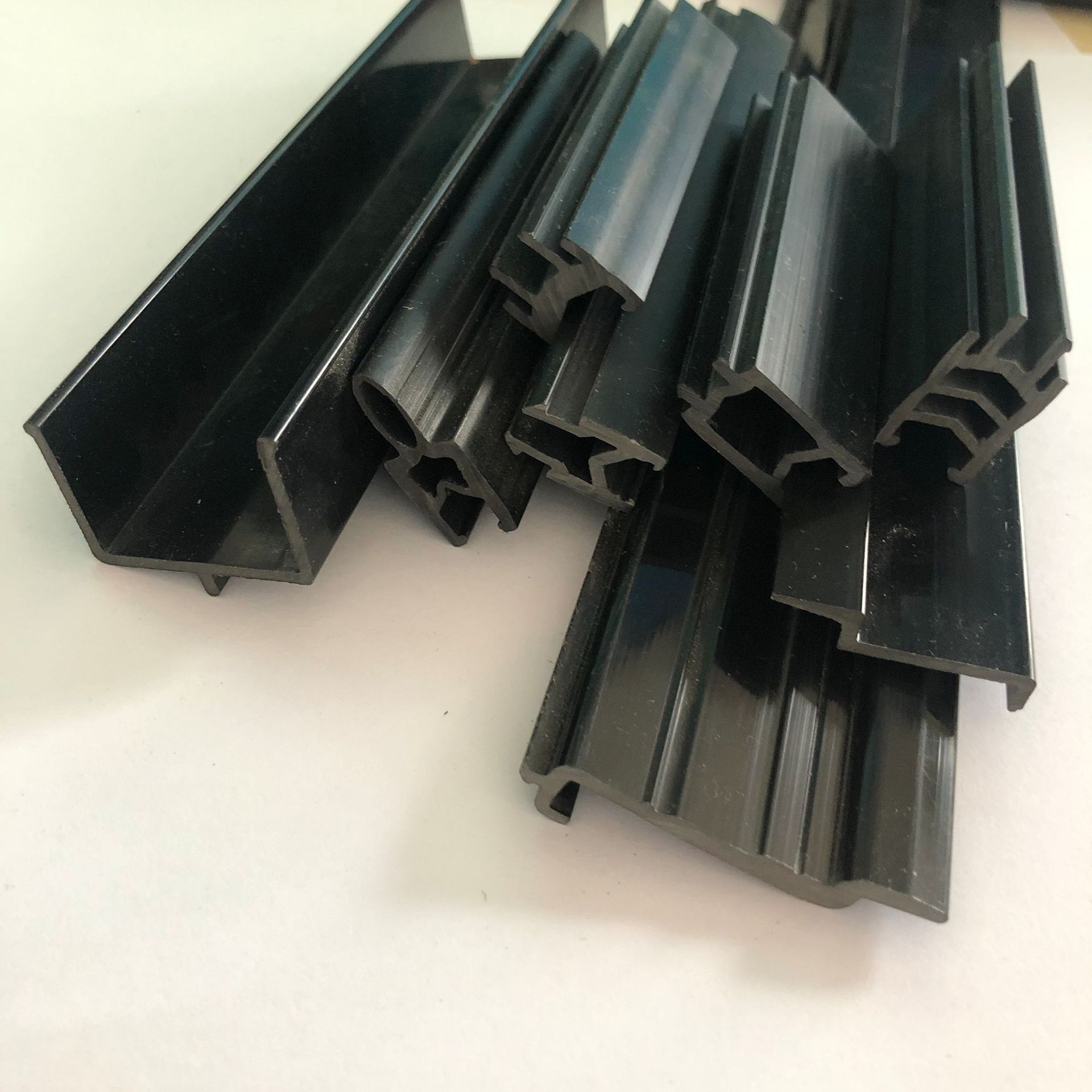 pvc幕墙门窗隔热条 pvc铝门窗密封条 u槽勾企隔热条门窗系列配件