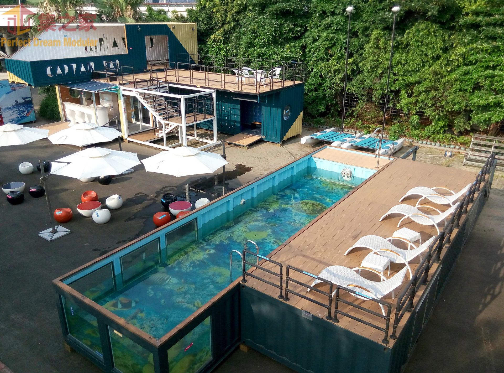 集装箱移动游泳池酒吧艺术摄影人体写真婚纱拍摄情侣恋人活动派对