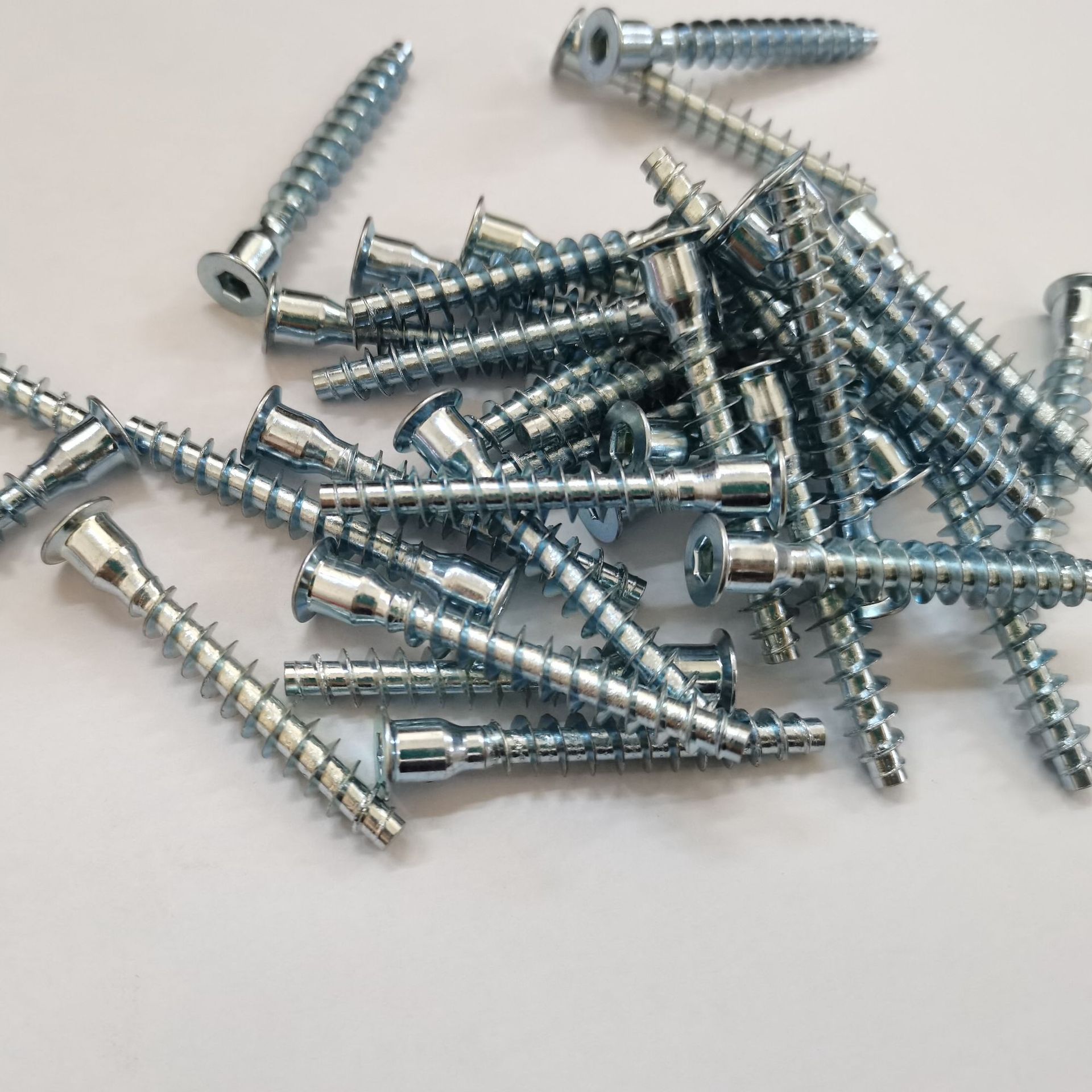 内六角沉头过山丝,直修螺丝橱柜家具 自攻内六角螺丝橱柜尖尾牙