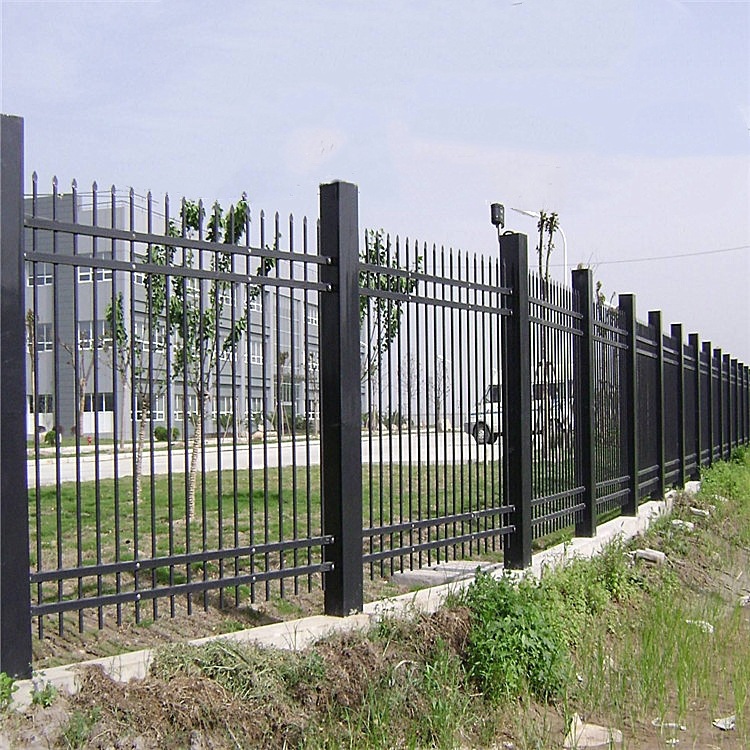 工厂加固铁艺围墙护栏防翻爬带尖刺铁艺护栏校园铁艺护栏厂家