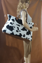 新品大包包周末旅行袋美国市场周末旅行包豹纹彩条彩绘奶牛包包