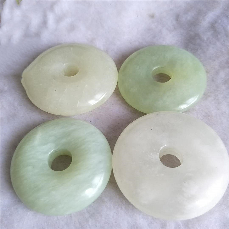 厂家直销辽宁岫玉平安扣,时尚男女款岫玉平安扣吊坠