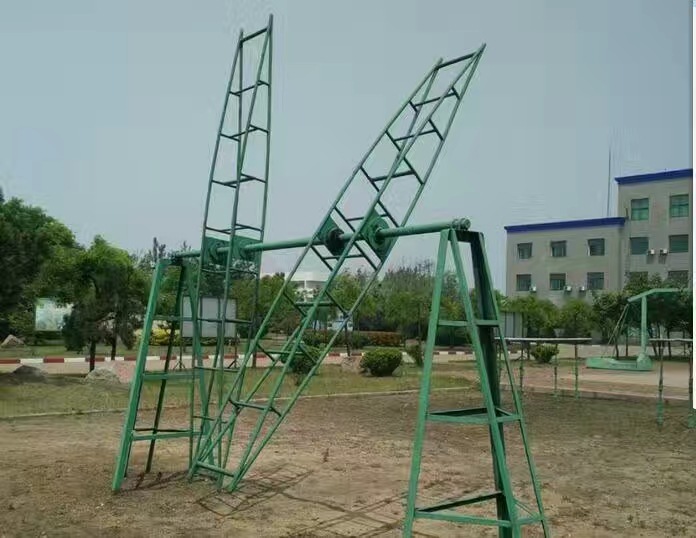 厂家滚轮防眩晕训练器材抗眩晕滚轮旋梯飞行训练转轮旋转拓展训练