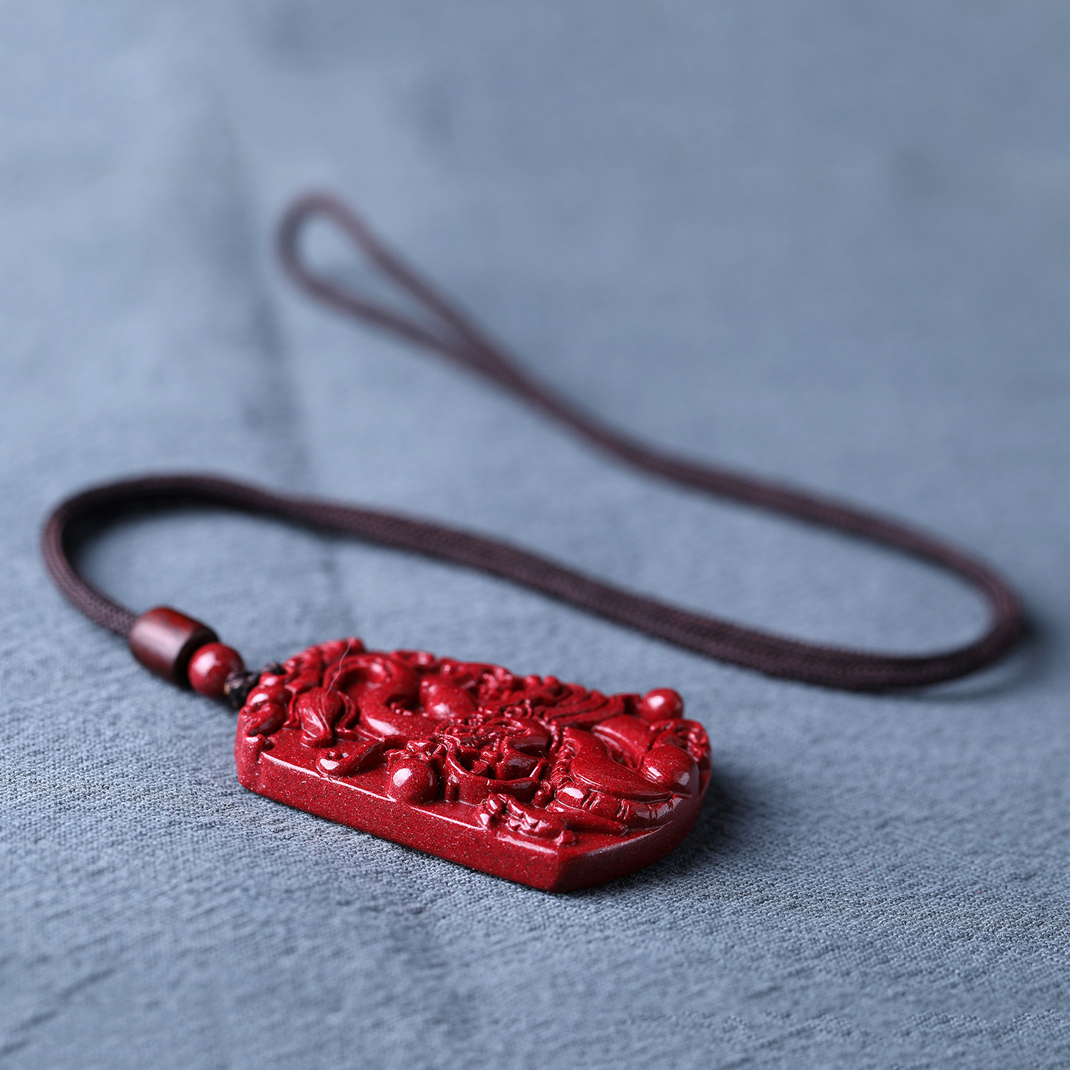 厂供 天然朱砂龙牌吊坠 原矿紫金砂龙吊坠项坠 大气龙腾四海bixie