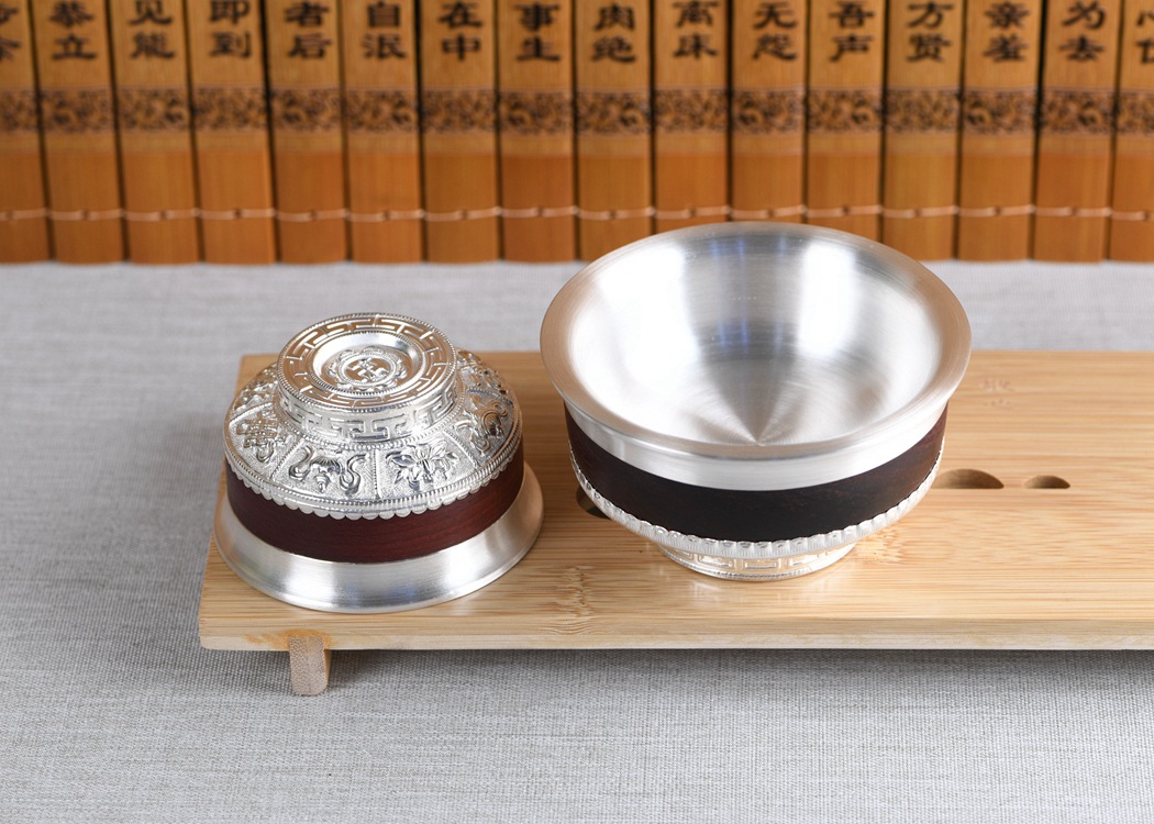 金鹿王足银酒杯民族特色蒙古碗红木实木镶嵌摆件工艺礼品吉祥八宝