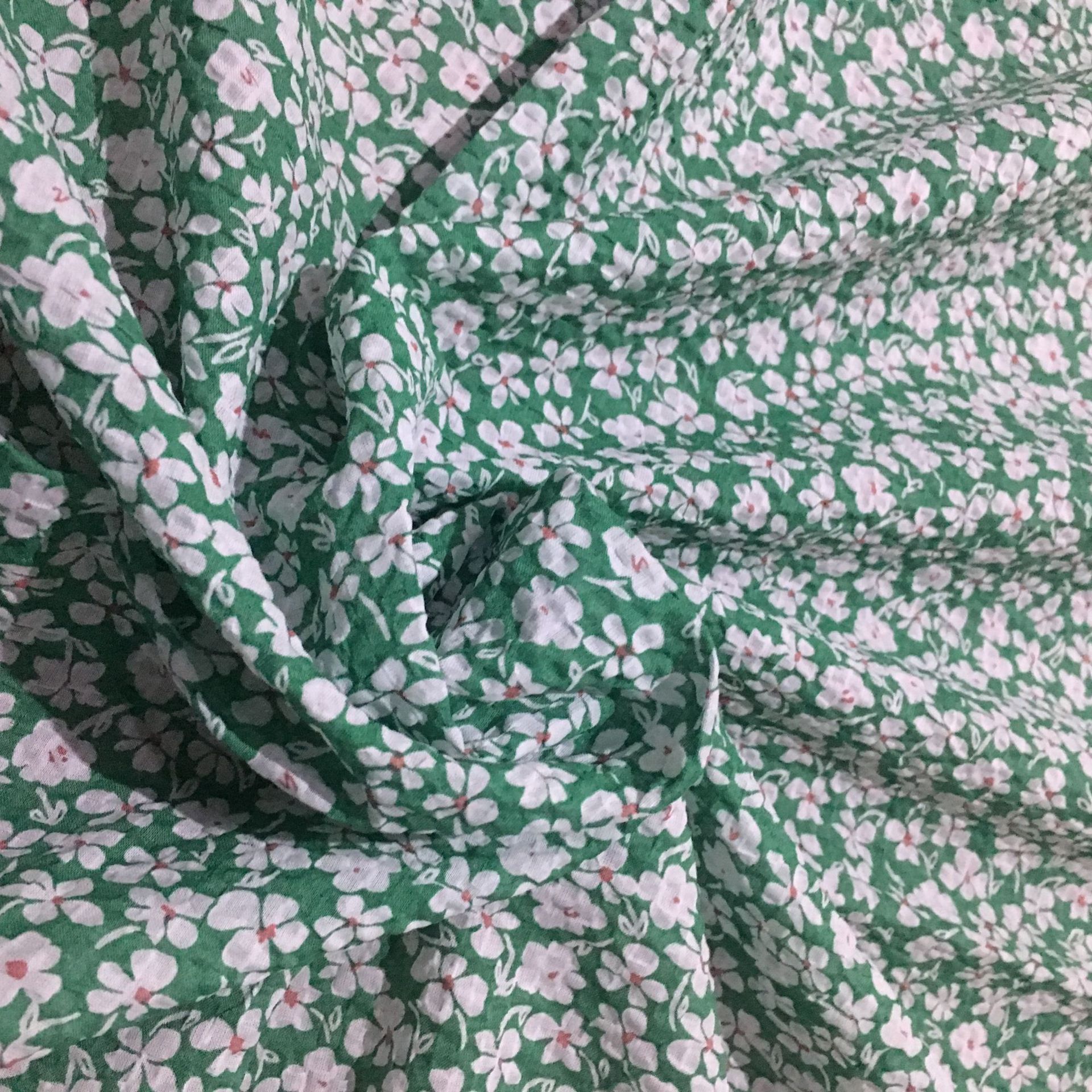 盐缩印花盐缩面料纯棉印花布印花面料全棉面料盐缩印花印花布料