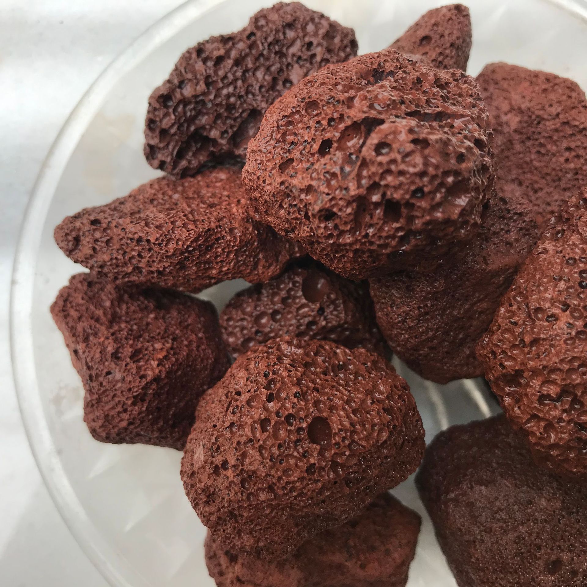 批发火山石块 香薰石用黑色火山石块 水处理用火山石颗粒