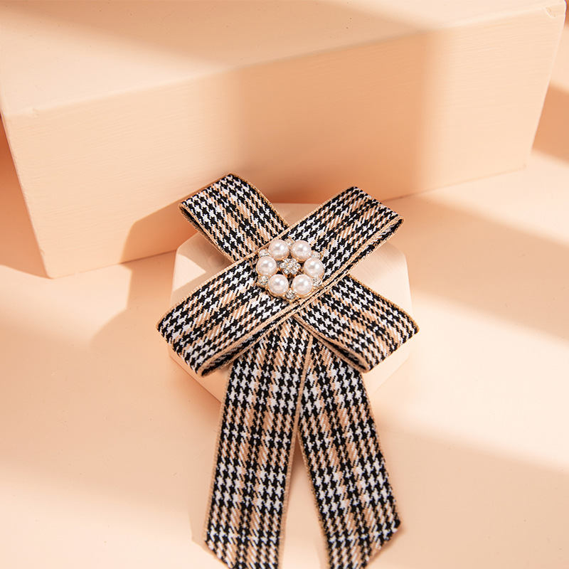 欧美流行复古英伦风蝴蝶结镶嵌珍珠布艺格子领针衣服配饰胸针
