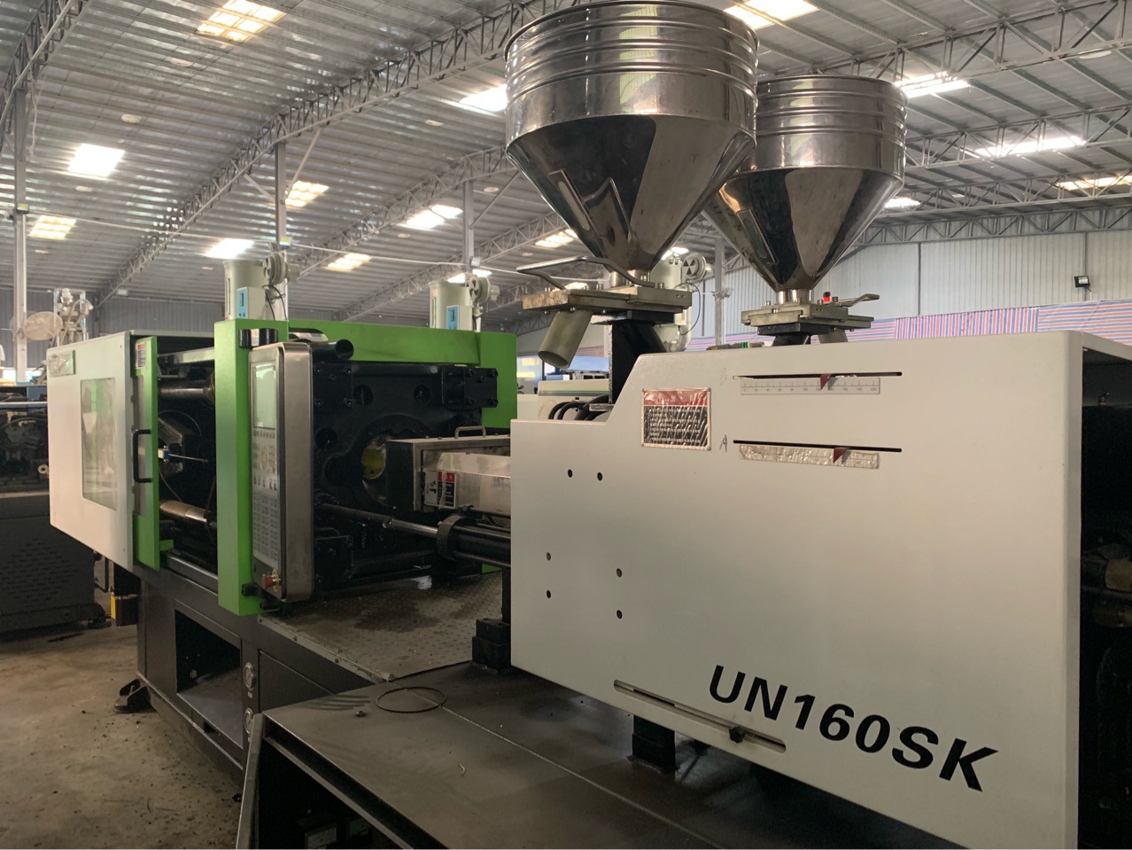 伊之密混双色注塑机 新机卧式注塑机 塑胶成型机海天 力劲 震雄