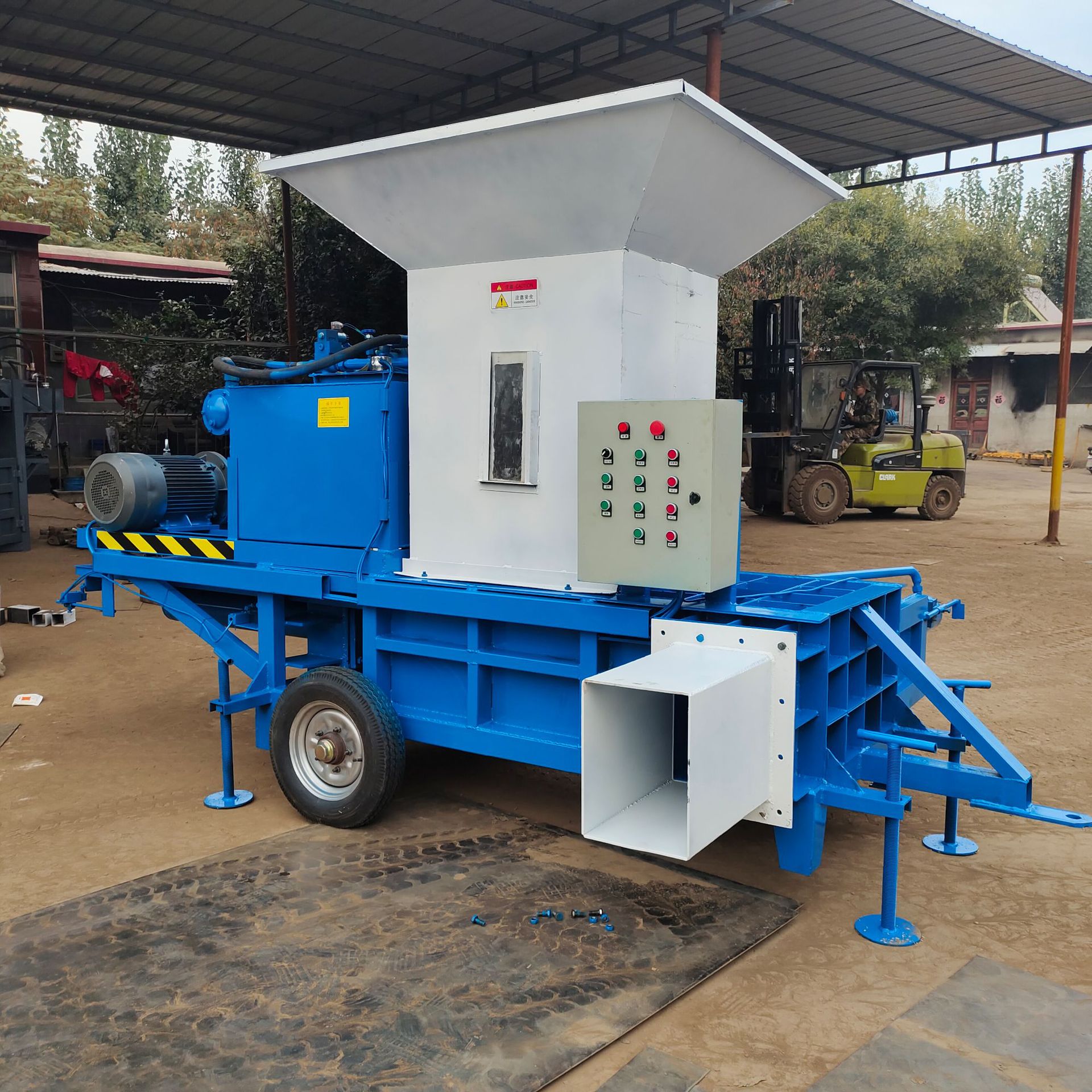 蒜皮青储打包机鑫沅机械 青储打包机出售 全自动青储打包机图片