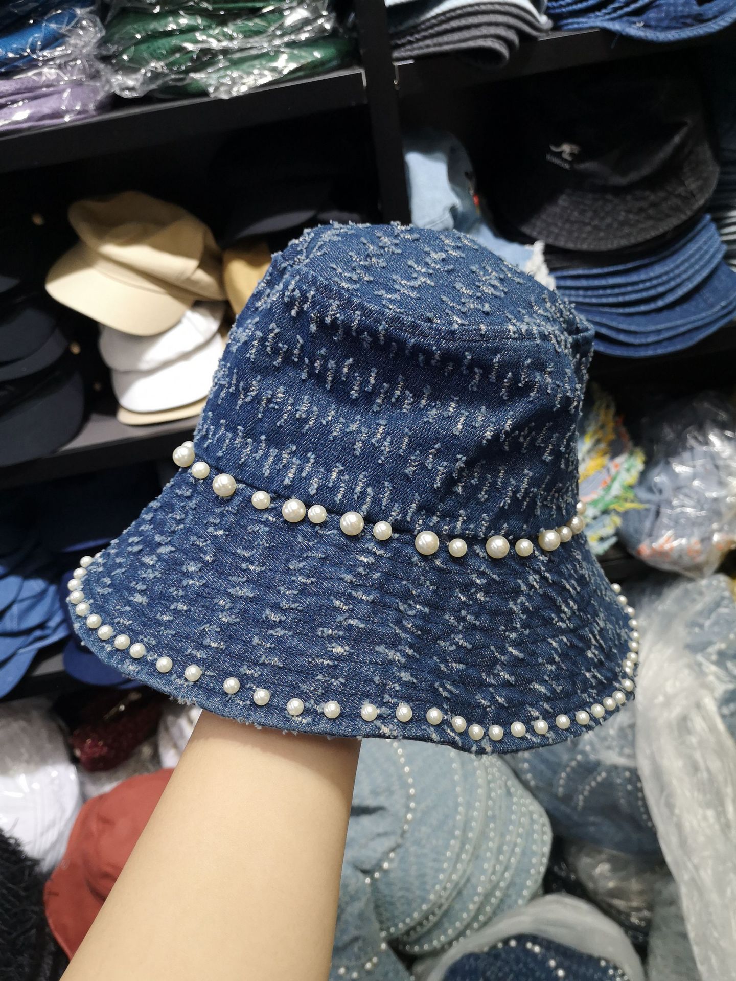 网红款气质珍珠牛仔布帽子女夏天休闲渔夫帽韩版时尚遮阳帽盆帽潮
