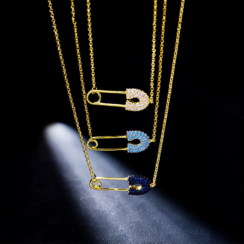 apm个性趣味别针项链女 简约时尚黄金色三色别针几何设计感项链