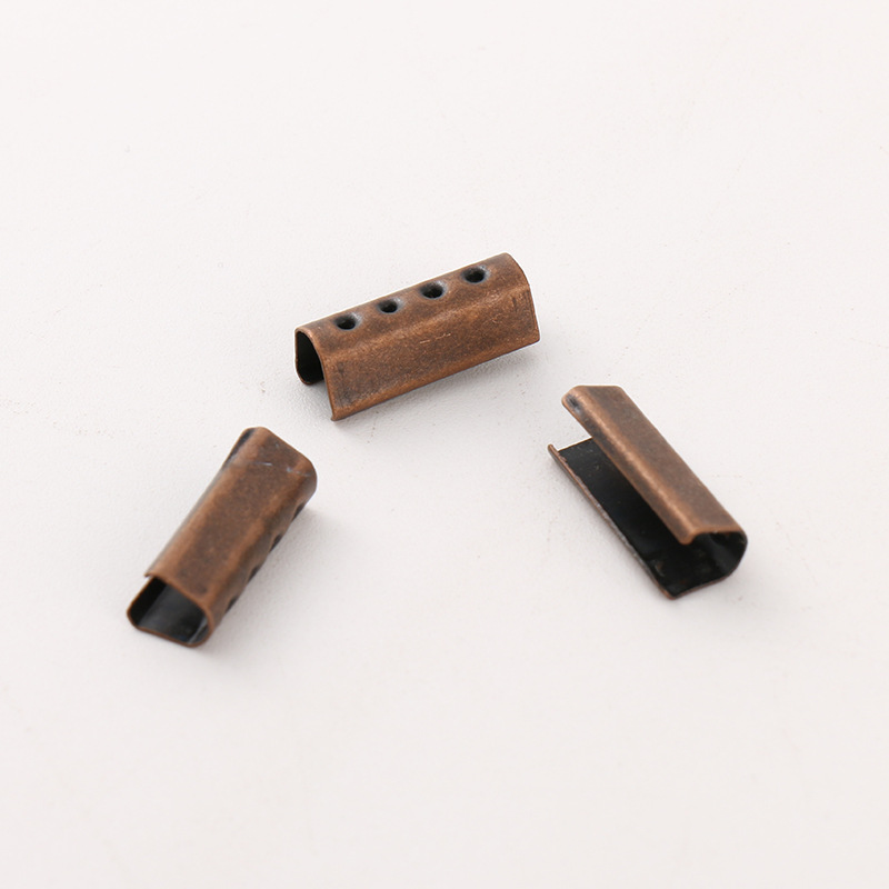 金属绳夹马仔扣可印文字logo带孔线绳扣夹线扣供应服饰辅料