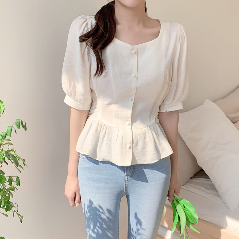 荷叶边下摆上衣 夏