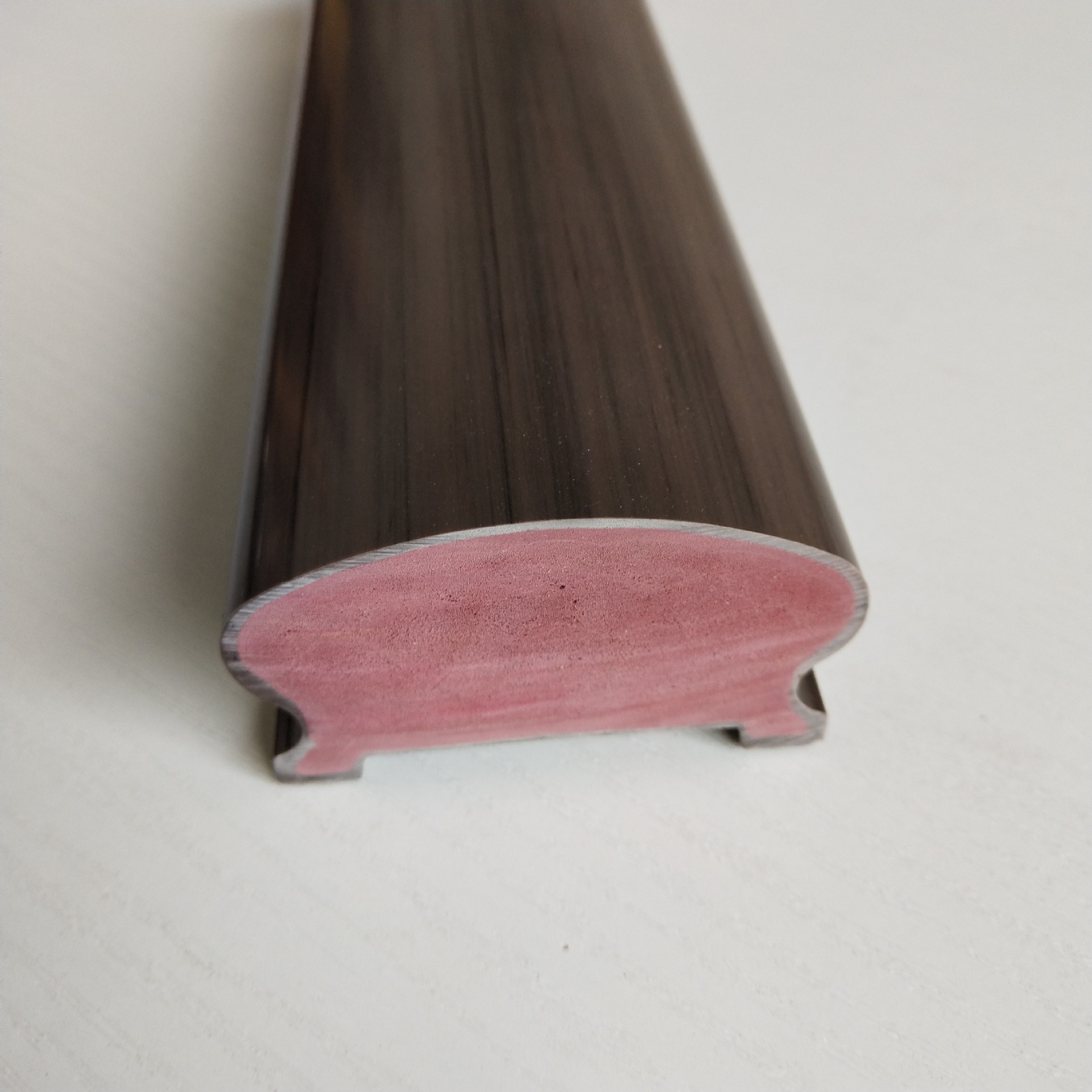 批发定制高分子pvc楼梯扶手 室内高分子热弯扶手厂 别墅沿墙扶手