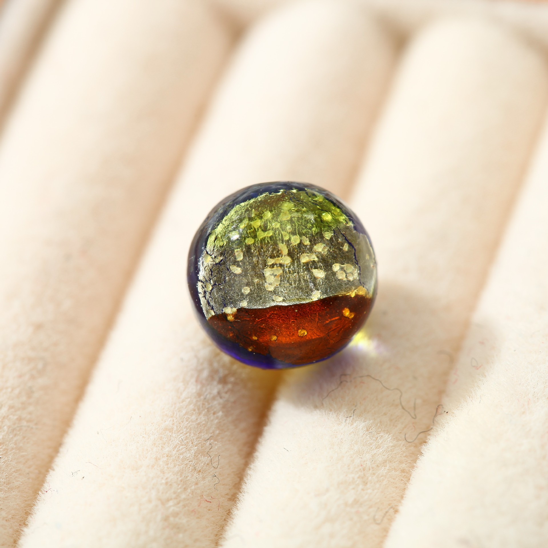 晗钰缘 梦幻彩箔双面夜光琉璃散珠diy饰品配件日式琉璃珠手工材料