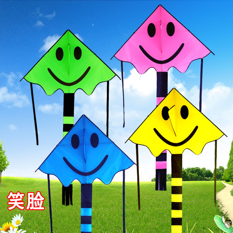 潍坊风筝 新款儿童 笑脸风筝 图案多种 风筝好卖