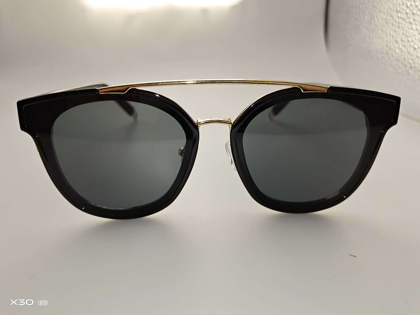 New Fashion Classic TikTok Xiaohongshu Same Style Wholesale Clearance Special Offer Sunglasses Sunglasses