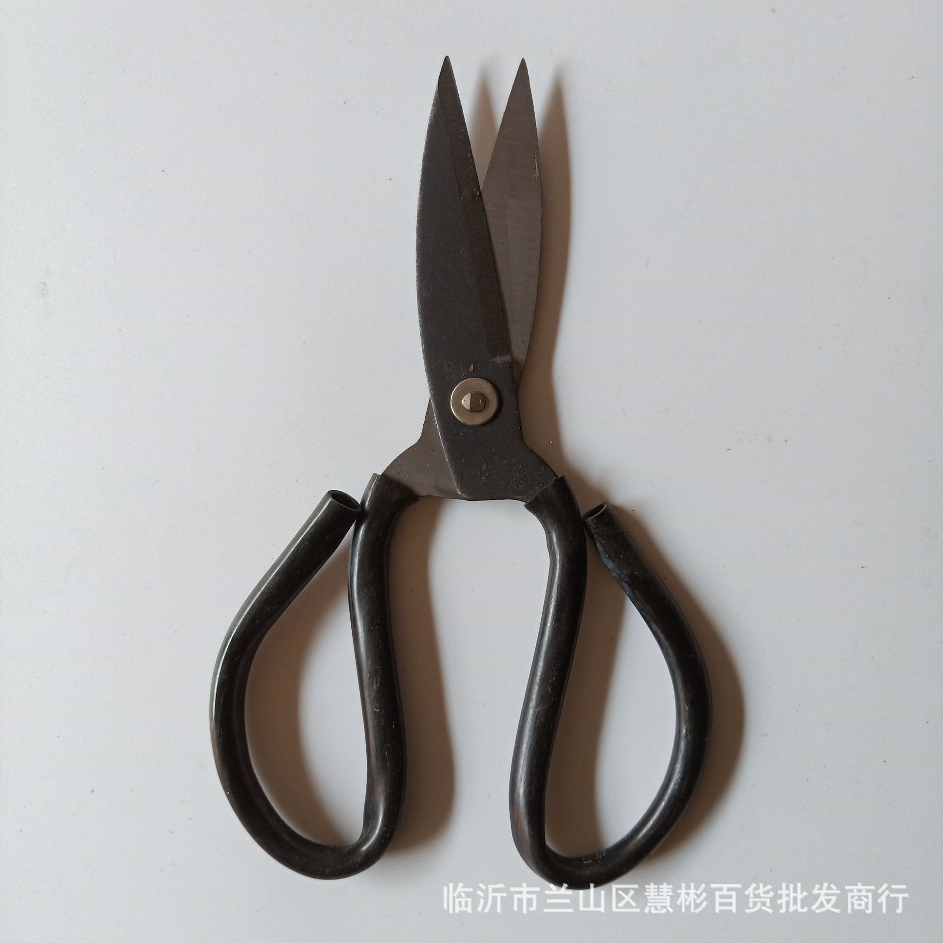 纯黑单色皮革剪 缝纫用剪 家用大头剪刀 两元店百货货源-阿里巴巴