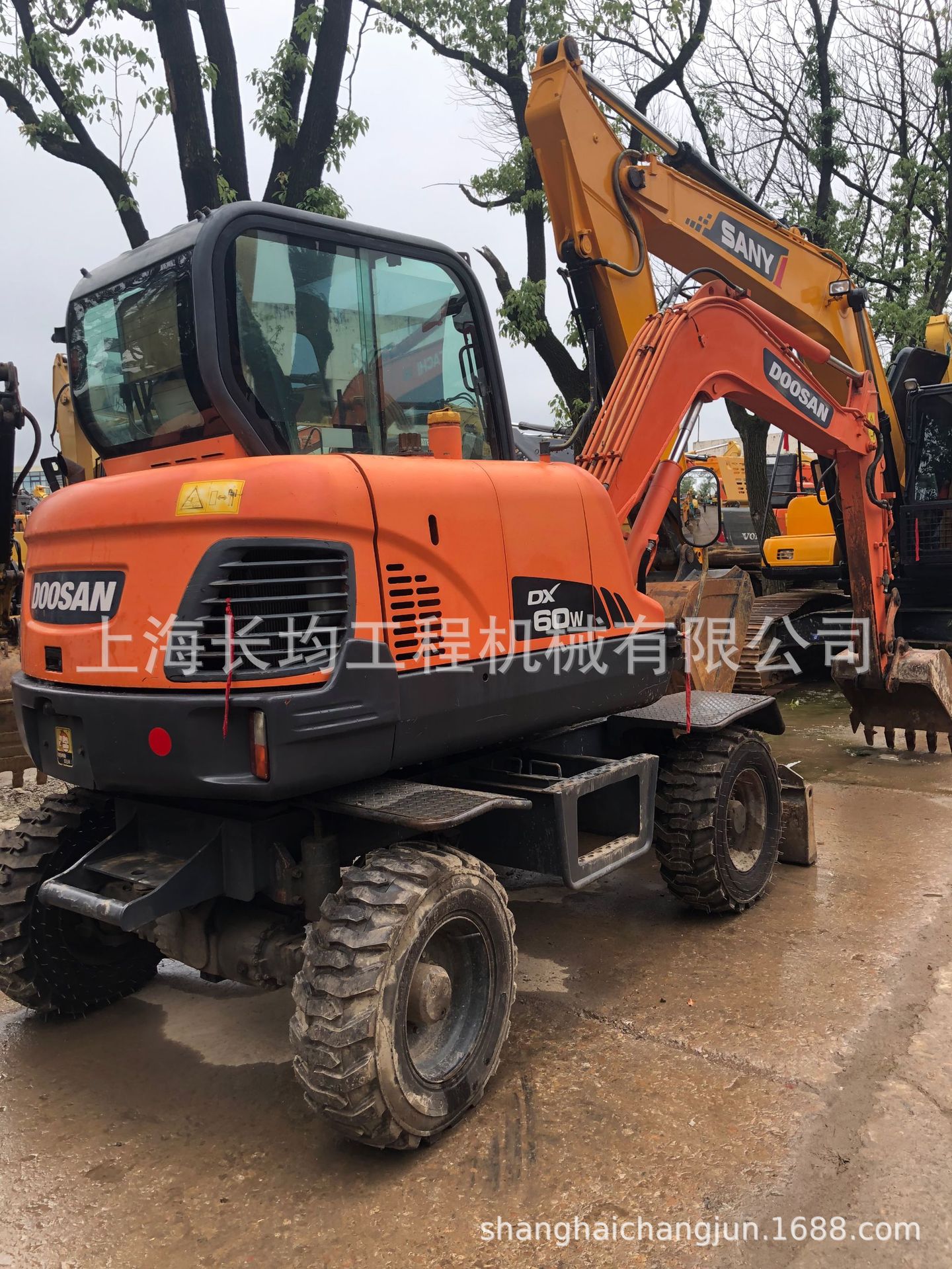 二手挖土机斗山dx60w挖掘机 微型挖机 小钩机 出售 轮式挖机