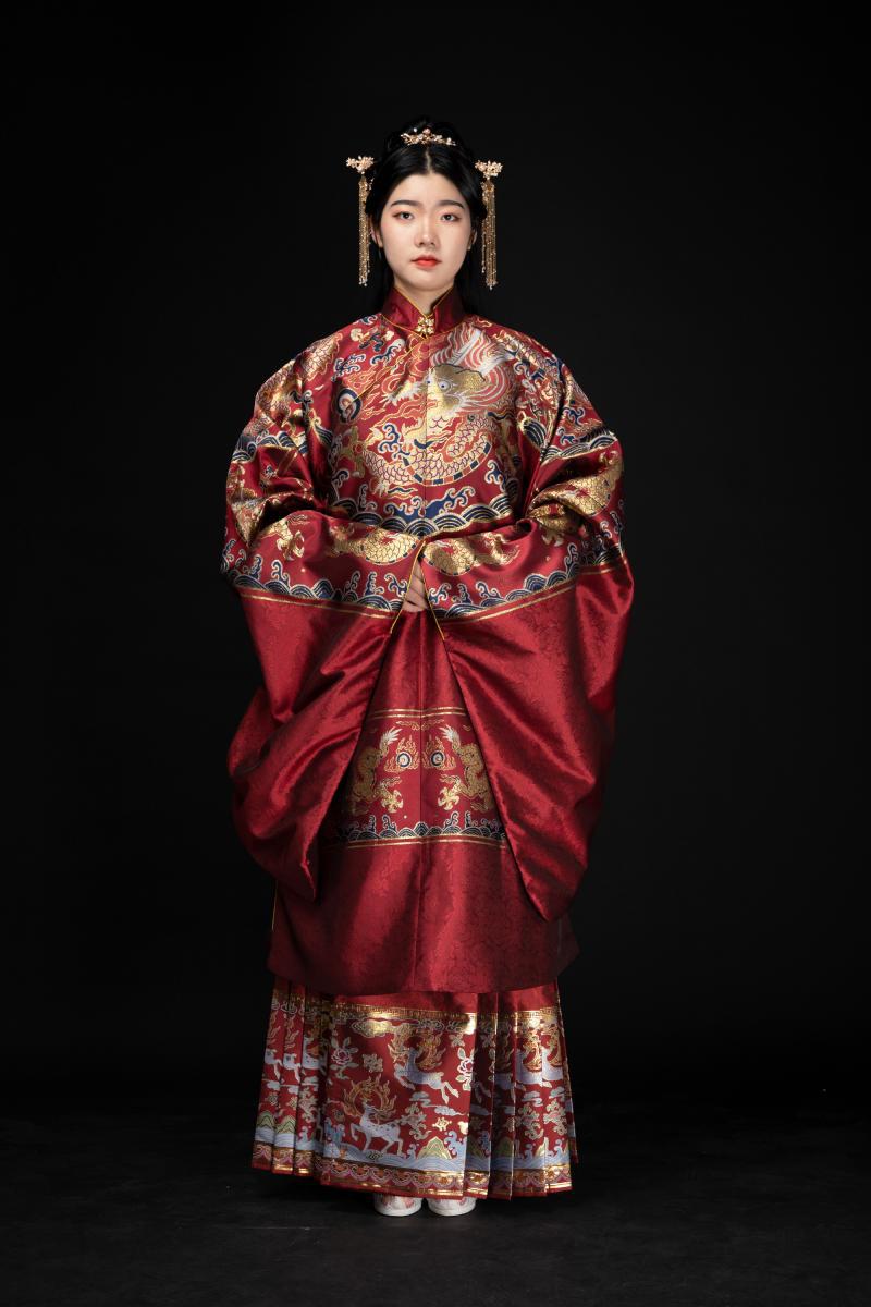 乐兴隆纺织蟒袍三团 面料明制蟒袍汉服长袄妆花布料