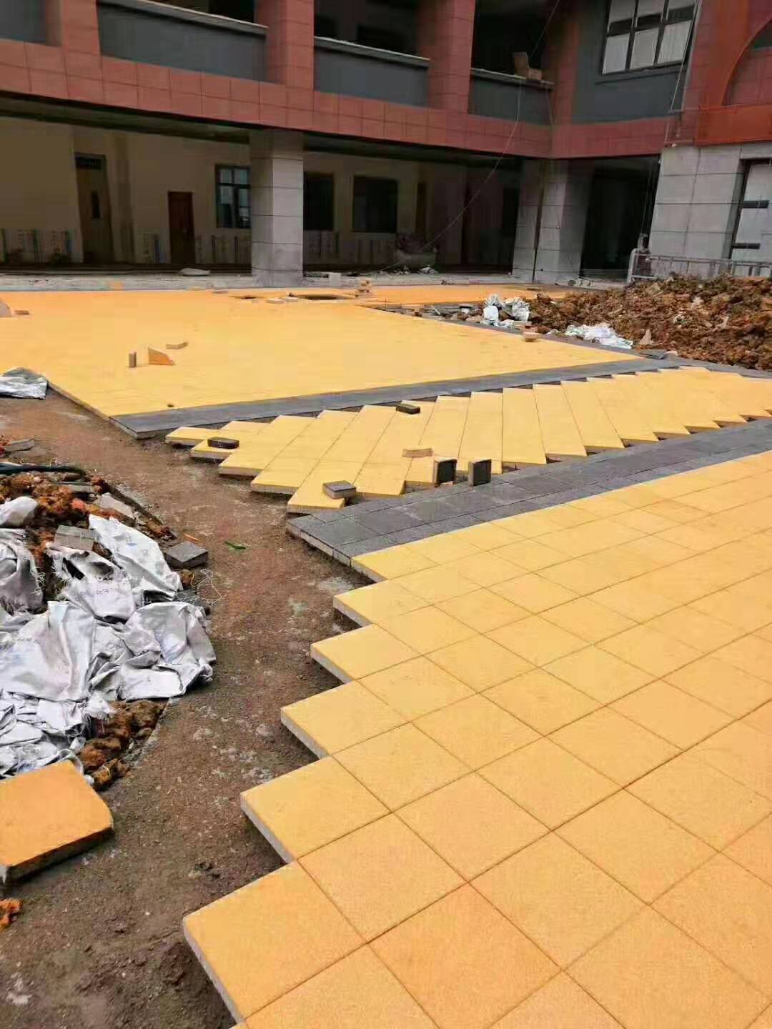 市政工程烧结透水砖人行道广场透水砖彩色陶瓷透水砖厂家