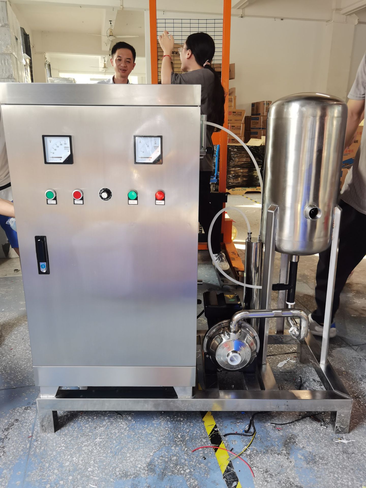 高浓度臭氧水机,臭氧水生成器,臭氧水机器,臭氧发生器水机