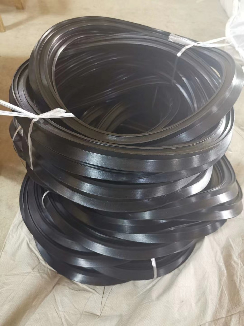 陕西联塑配套胶圈hdpe双壁波纹管胶圈,西安联塑波纹管密封圈厂家