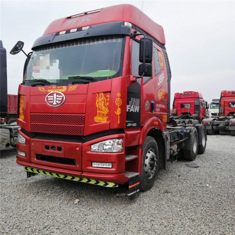 半挂牵引车头 解放牵引车头 二手半挂车头j6p挂车头交易市场报价