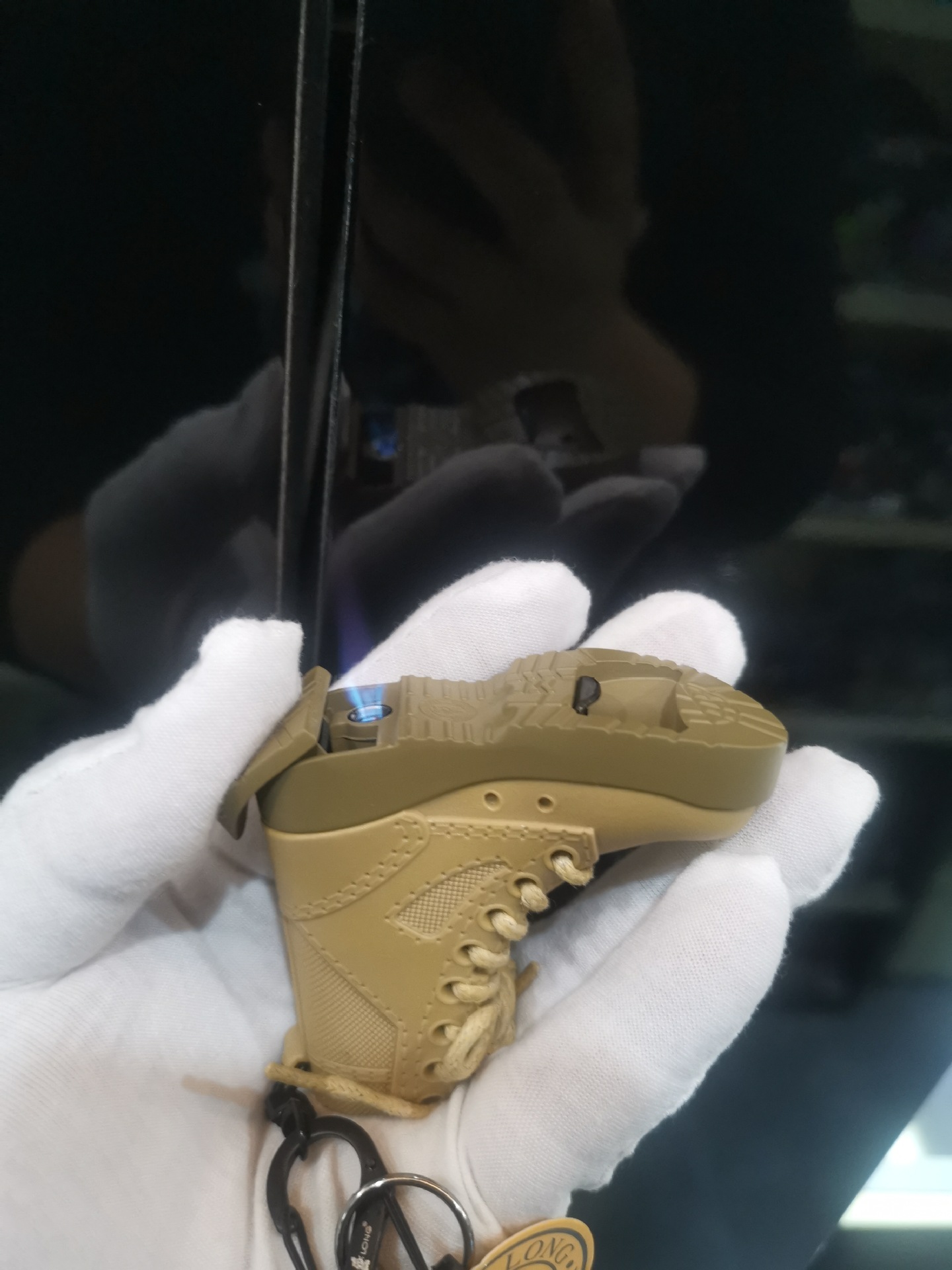 中龙创意军靴鞋子打火机防风打火机带啤酒开工具军事收藏打火机