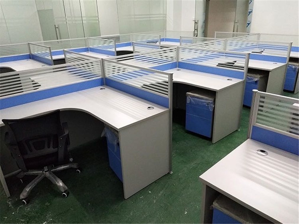 深圳职员 办公桌员工办公室卡位四人屏风隔断工位挡板 电脑桌厂家