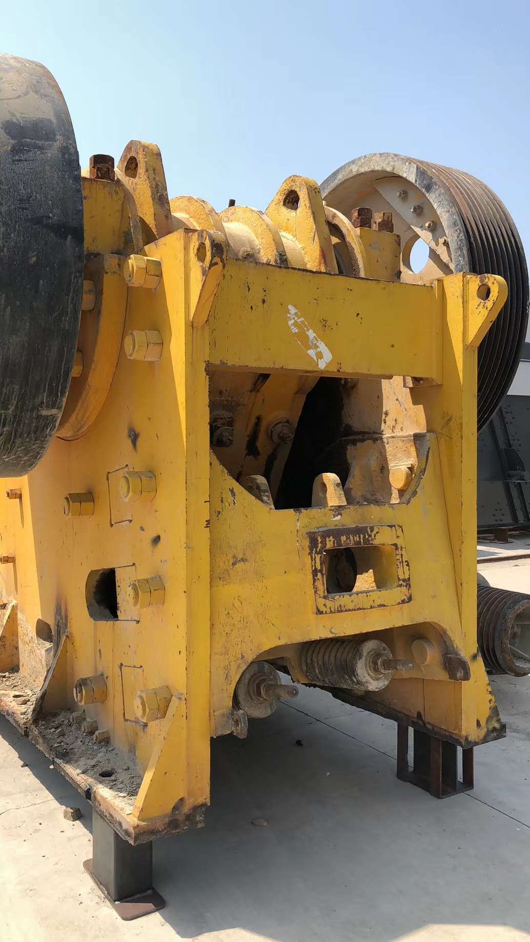 上海建设路桥pe900*1200颚破二手颚式破碎机