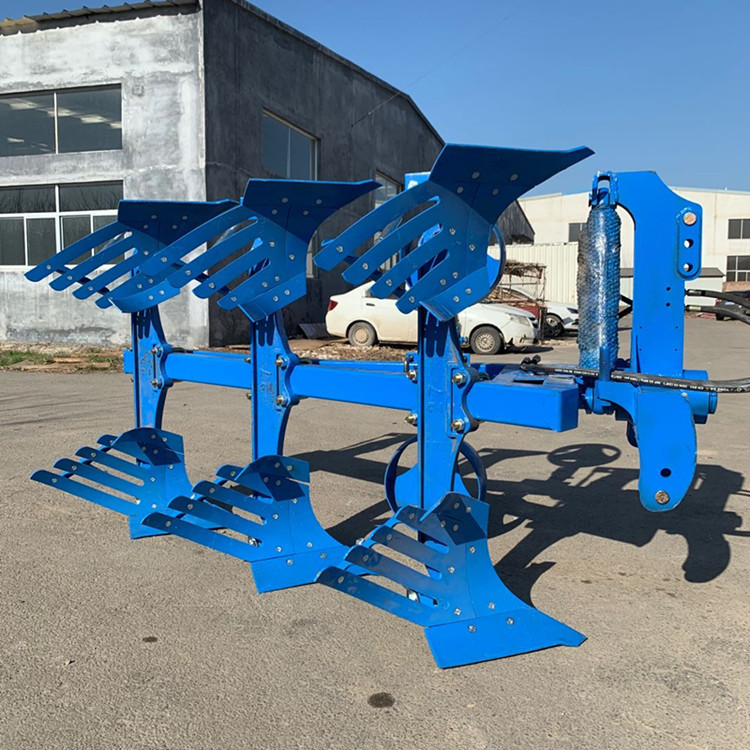 农用四轮拖拉机翻转犁小四轮拖拉机液压翻转栅条犁铧式犁镜面犁