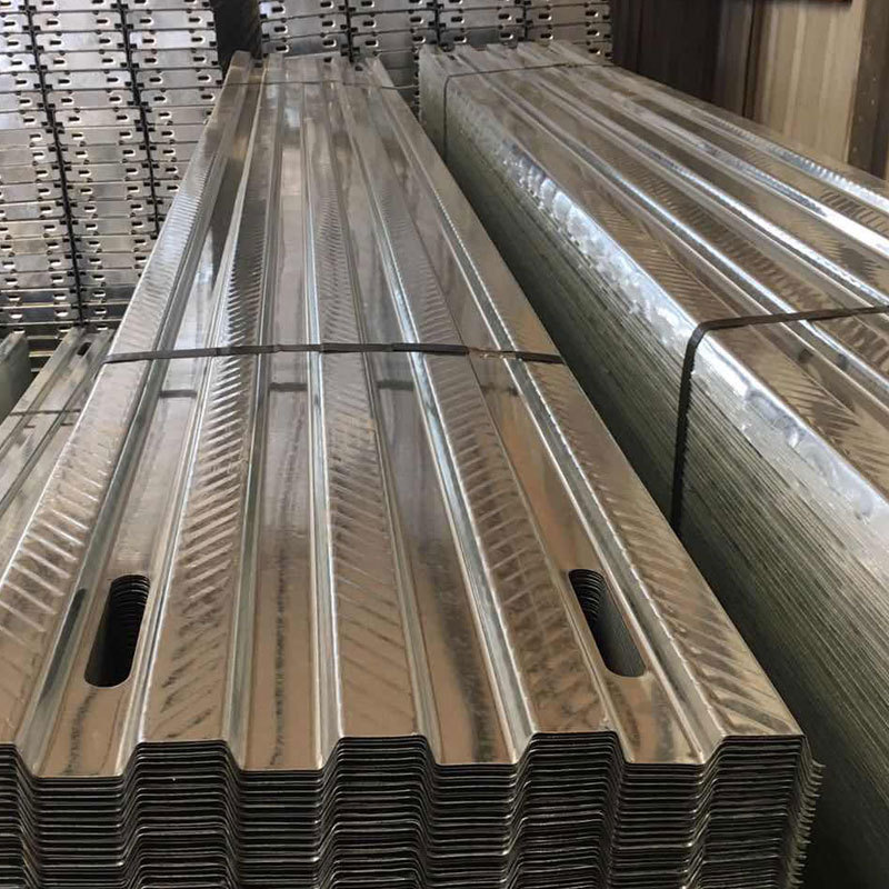 400宽压型钢跳板 厂家定制 热镀锌新型脚手架踏板 安全通道走道板