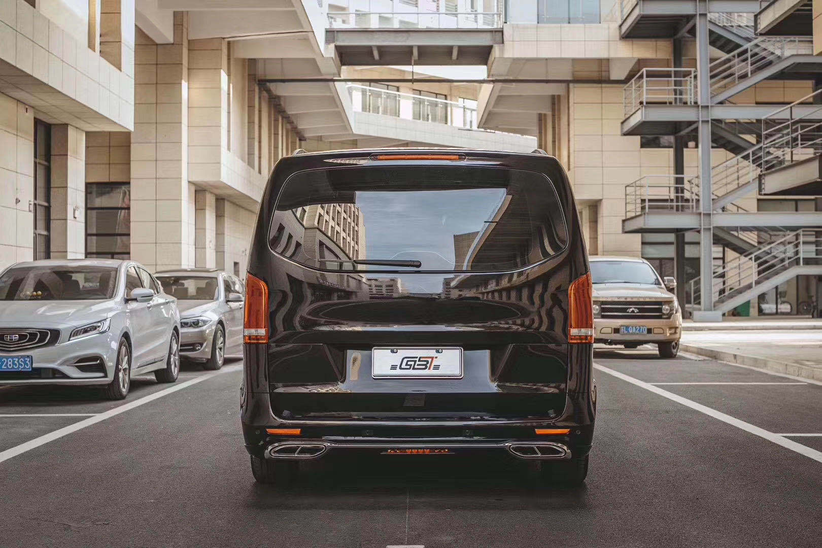 适用于奔驰威霆 v260l 迈特斯改装迈巴赫包围 前杠中网 机盖 尾喉