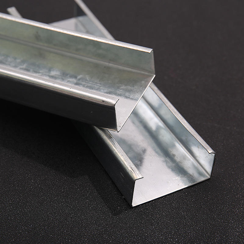 厂家直销轻钢龙骨50#副龙骨轻钢龙骨吊顶天花吊顶龙骨