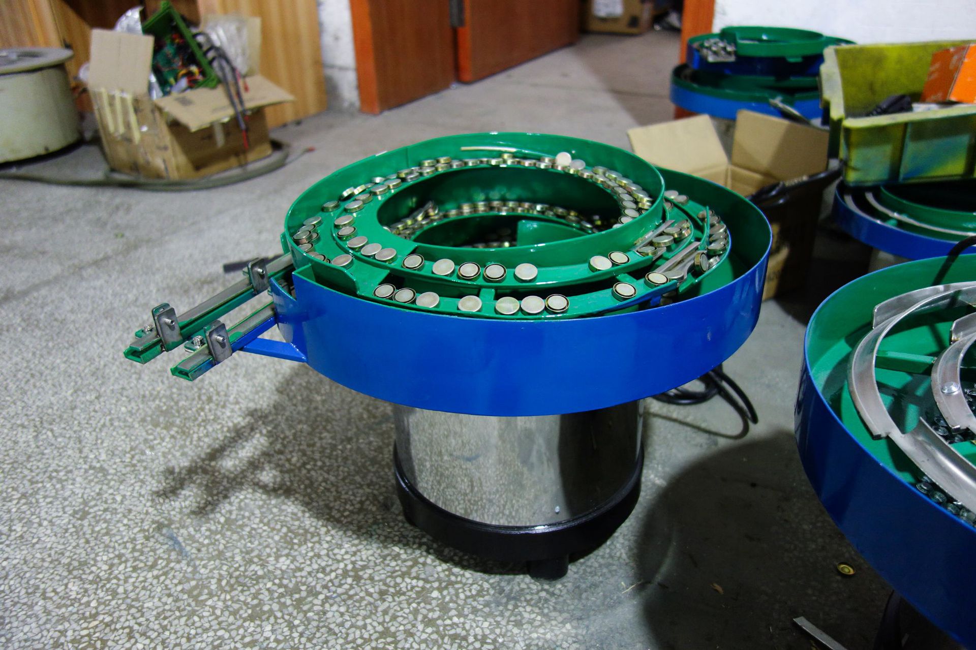 薄片振动盘厂家 喇叭垫片震动盘 东莞自动化振动盘送料机定制