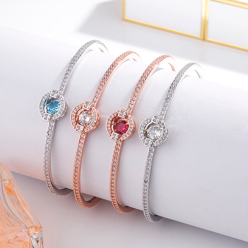 新品跳动的心手链水晶浪漫手镯送女友情人节礼物