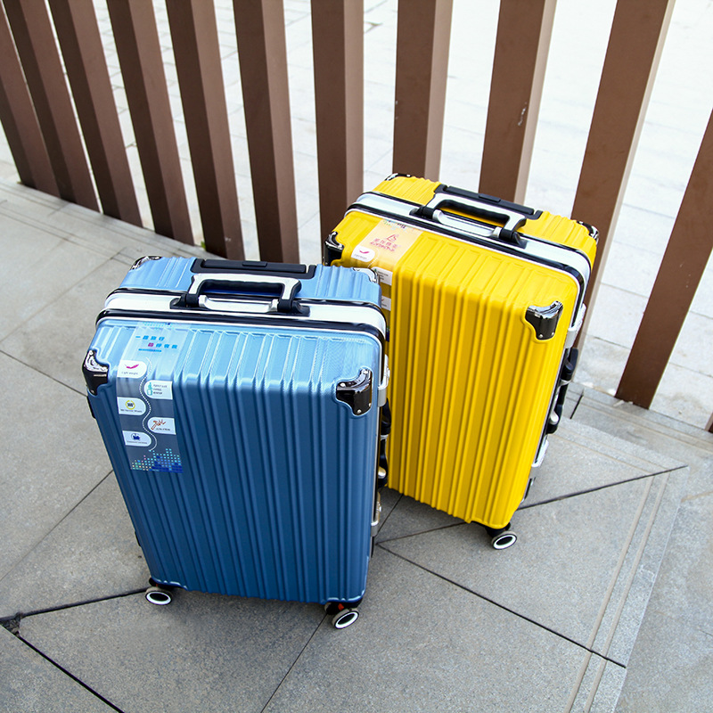 密码箱金属包角学生旅行箱26寸大容量行李箱铝框拉杆箱20寸登机箱