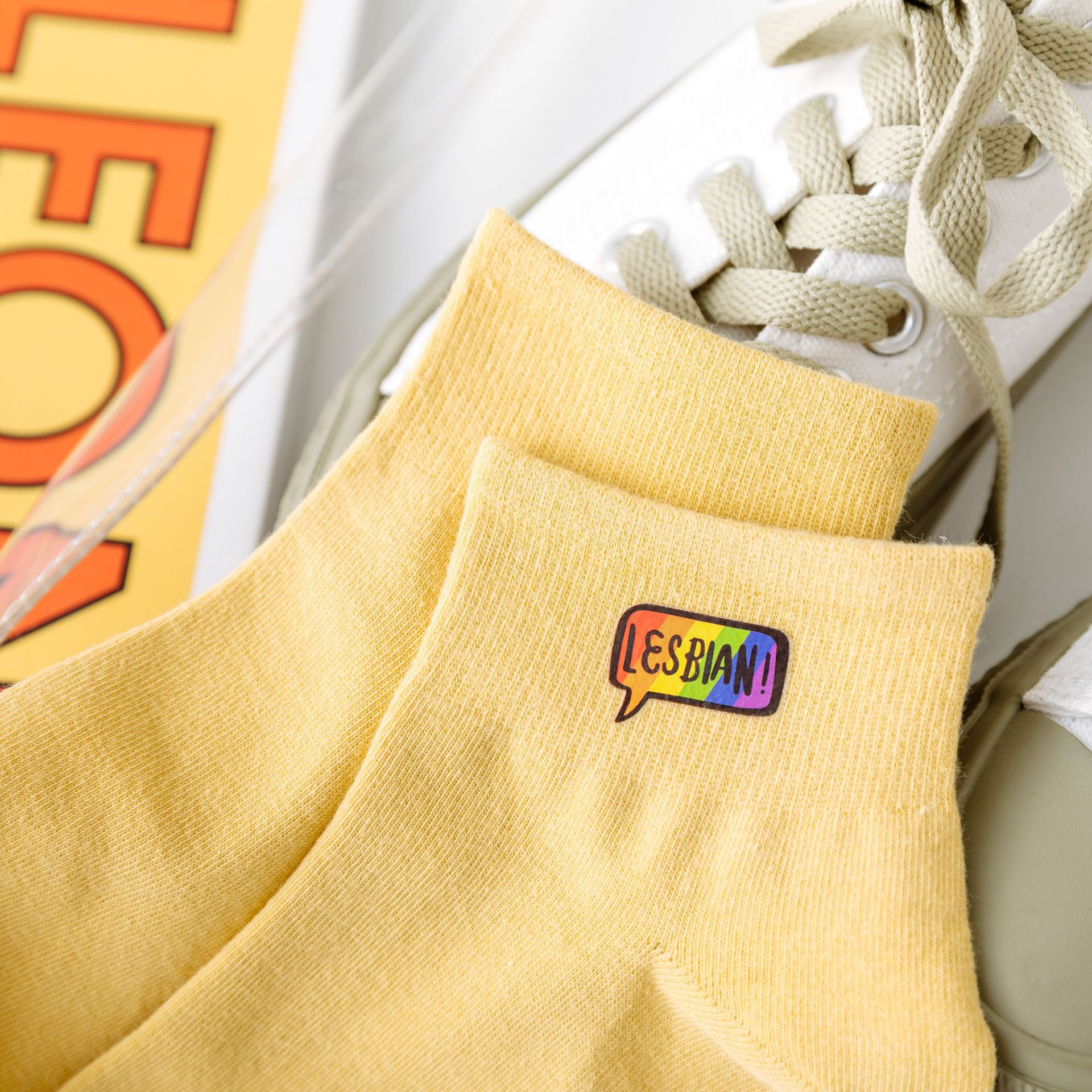 2020春夏新款烫印小花船袜女日系学院风纯色女袜韩版袜子厂家批发