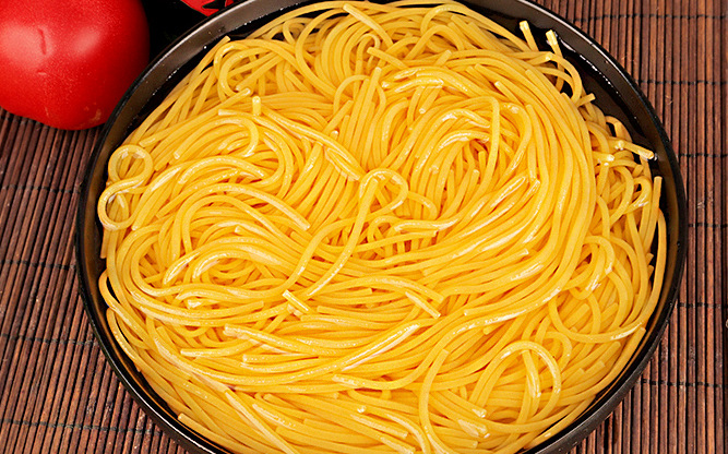 特产玉米面条袋包邮粗粮挂面黄面麻辣烫无糖杂粮面牛筋面玉米粉