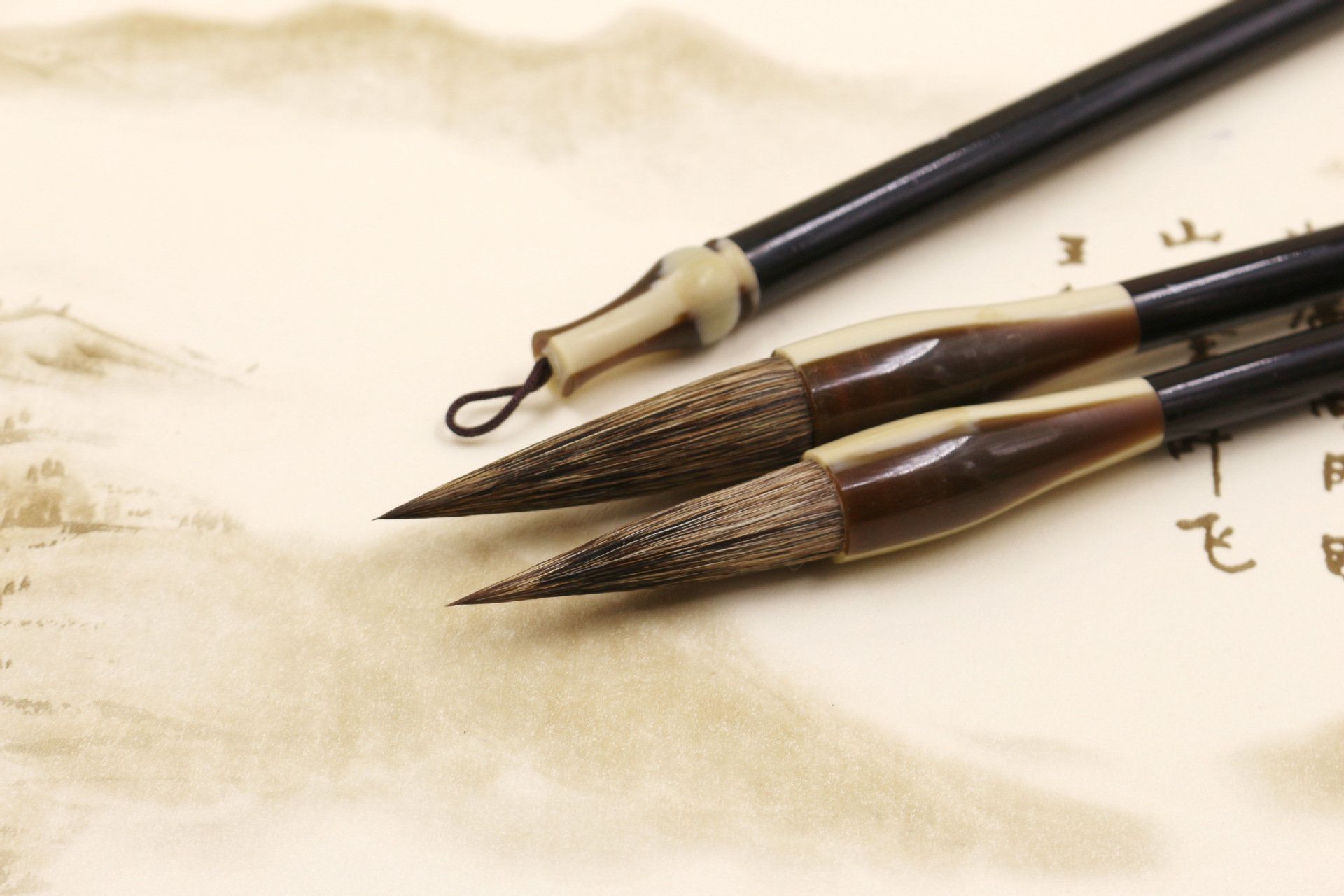 汉隶轩大楷石獾毛笔对联毛笔大号宜书宜画笔较硬收锋自如毛笔厂家