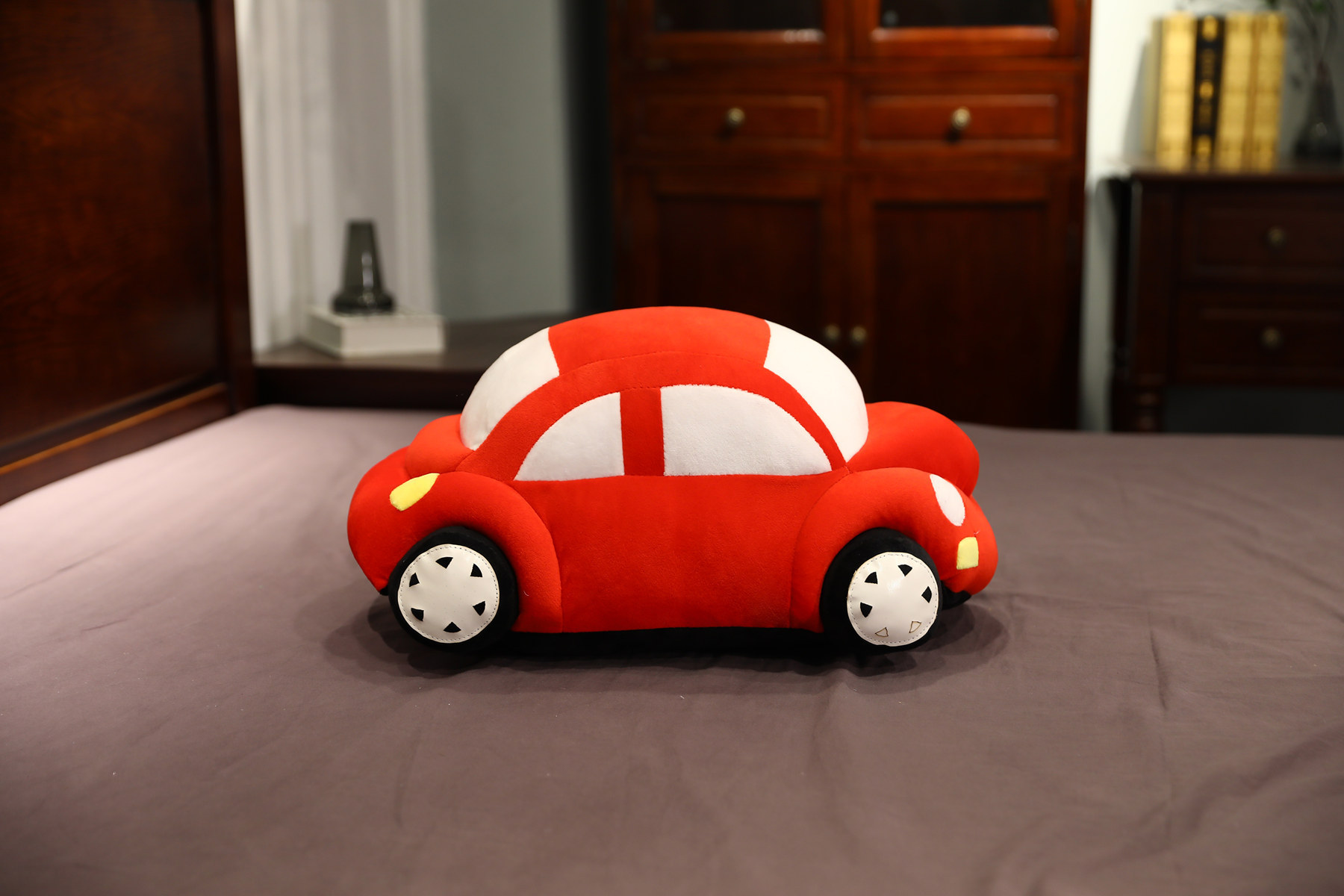 毛绒小汽车玩具儿童礼物卡通小轿车厂家定制多规格可选