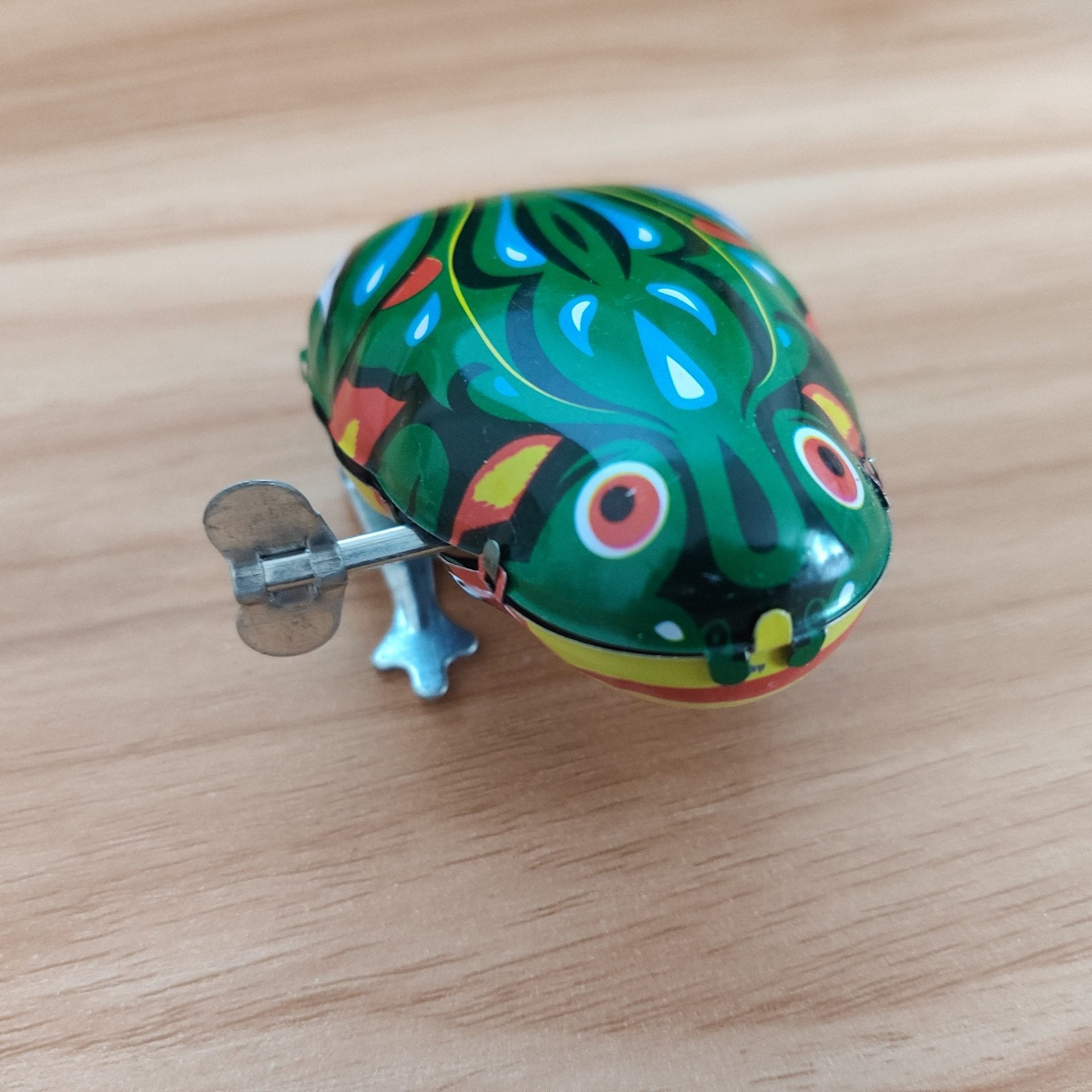 会跳的铁皮青蛙发条儿童玩具跳跳蛙80后怀旧弹跳大号青蛙